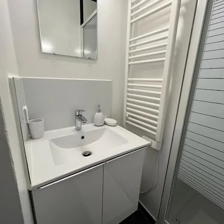 Ecrin Urbain Raincy - Parking Апартаменты *